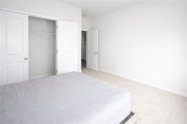 615 Clark Lake Estates Drive, Grayson, GA 30017