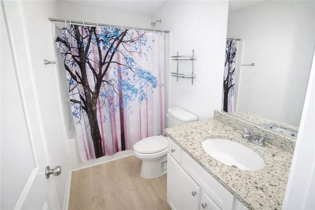 615 Clark Lake Estates Drive, Grayson, GA 30017