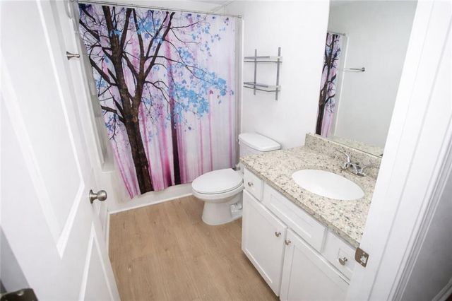 615 Clark Lake Estates Drive, Grayson, GA 30017