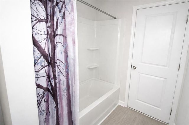 615 Clark Lake Estates Drive, Grayson, GA 30017