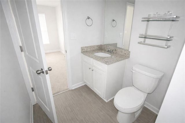 615 Clark Lake Estates Drive, Grayson, GA 30017