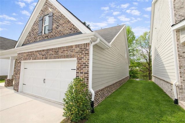 615 Clark Lake Estates Drive, Grayson, GA 30017