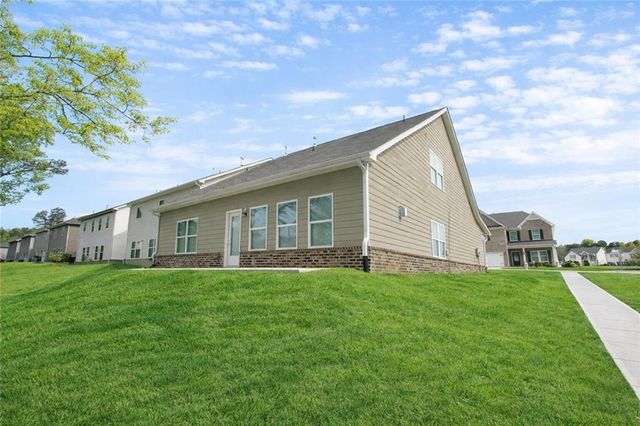 615 Clark Lake Estates Drive, Grayson, GA 30017