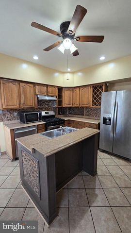 202 COMMONWEALTH AVE, Trenton, NJ 08629