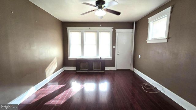 202 COMMONWEALTH AVE, Trenton, NJ 08629