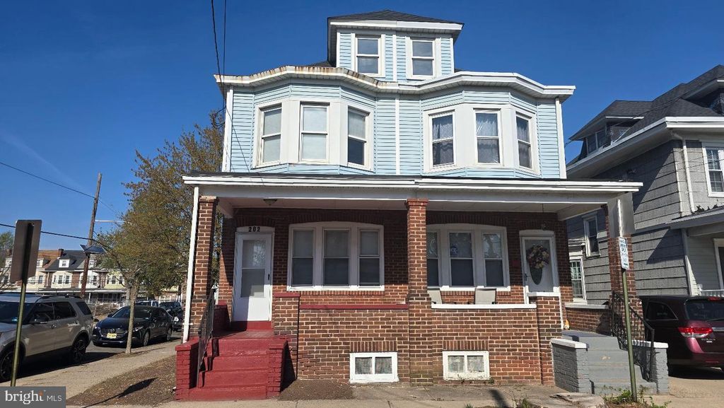202 COMMONWEALTH AVE, Trenton, NJ 08629