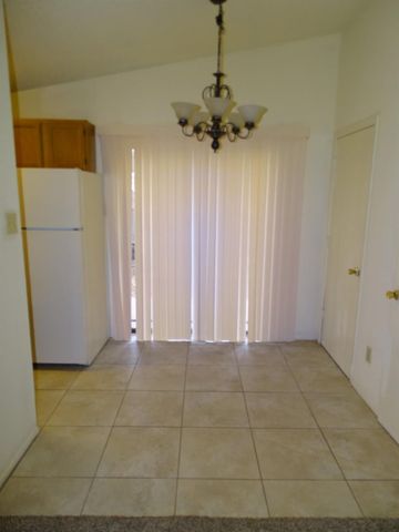 212 N Troy, B, Lubbock, TX 79416