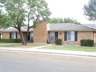 212 N Troy, B, Lubbock, TX 79416
