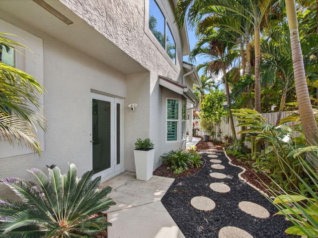 2028 Mainsail Circle, Jupiter, FL 33477