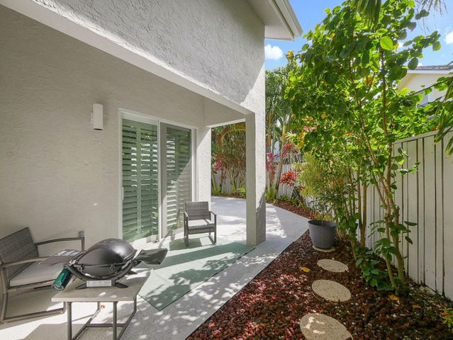 2028 Mainsail Circle, Jupiter, FL 33477