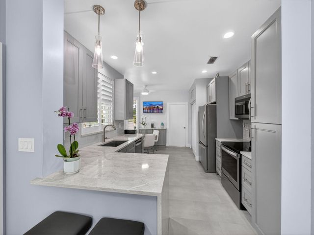 2028 Mainsail Circle, Jupiter, FL 33477