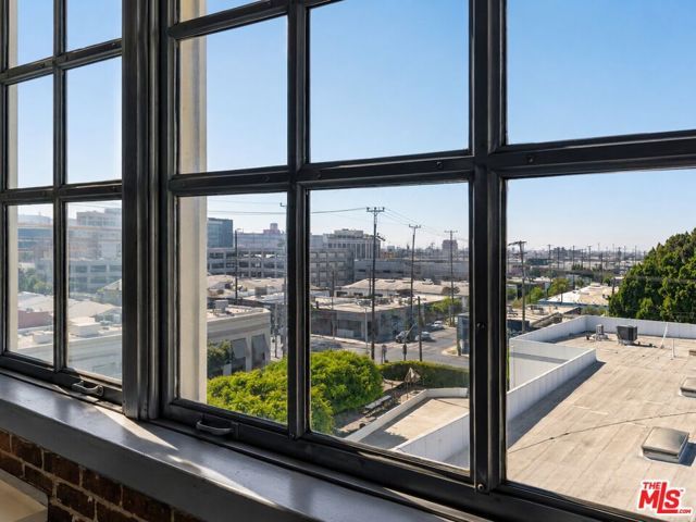 1850 Industrial Street 411, Los Angeles, CA 90021