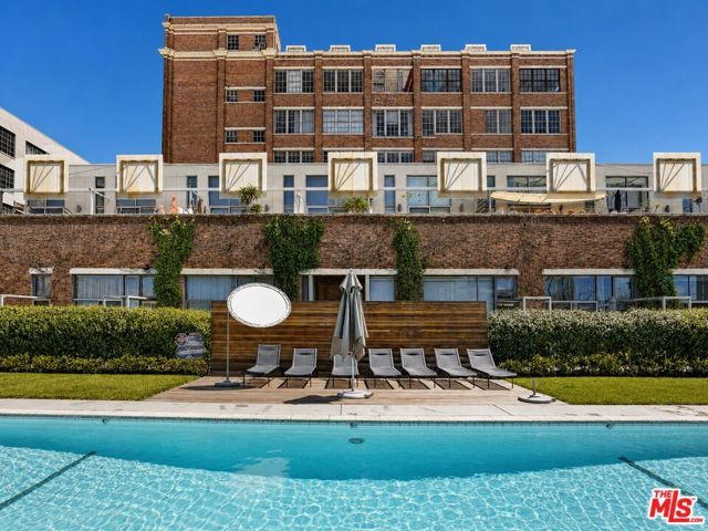 1850 Industrial Street 411, Los Angeles, CA 90021
