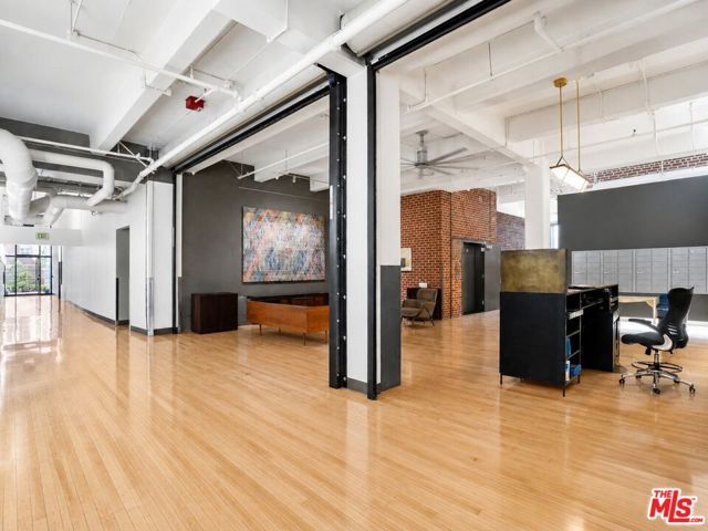1850 Industrial Street 411, Los Angeles, CA 90021