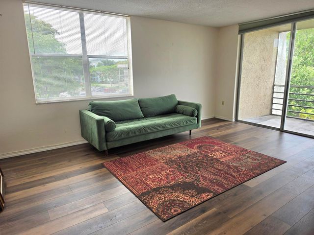 9330 Lime Bay Boulevard 301, Tamarac, FL 33321