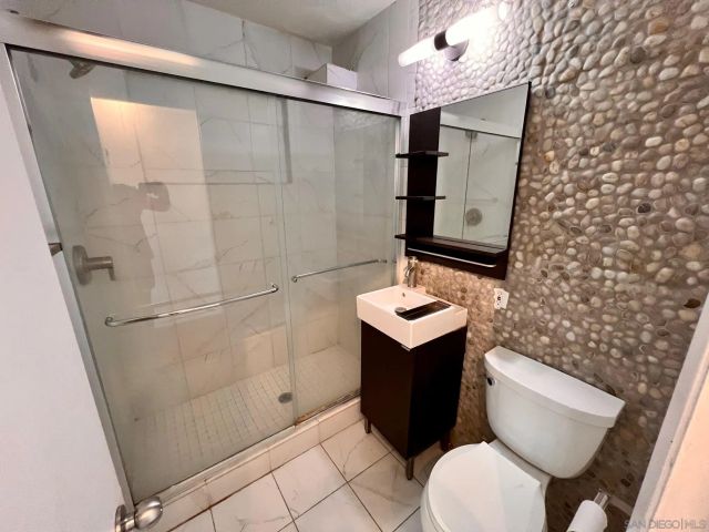 1021 W Palm, San Diego, CA 92103