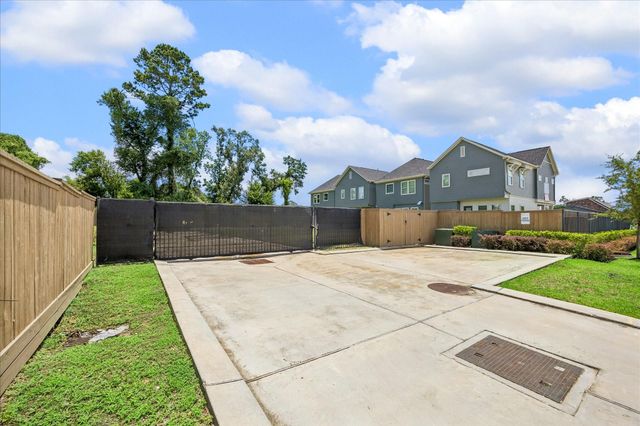 6060 Tc Jester Blvd, Houston, TX 77091
