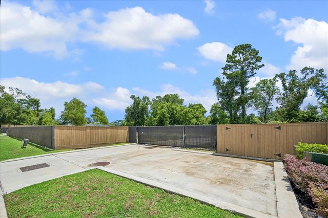 6060 Tc Jester Blvd, Houston, TX 77091