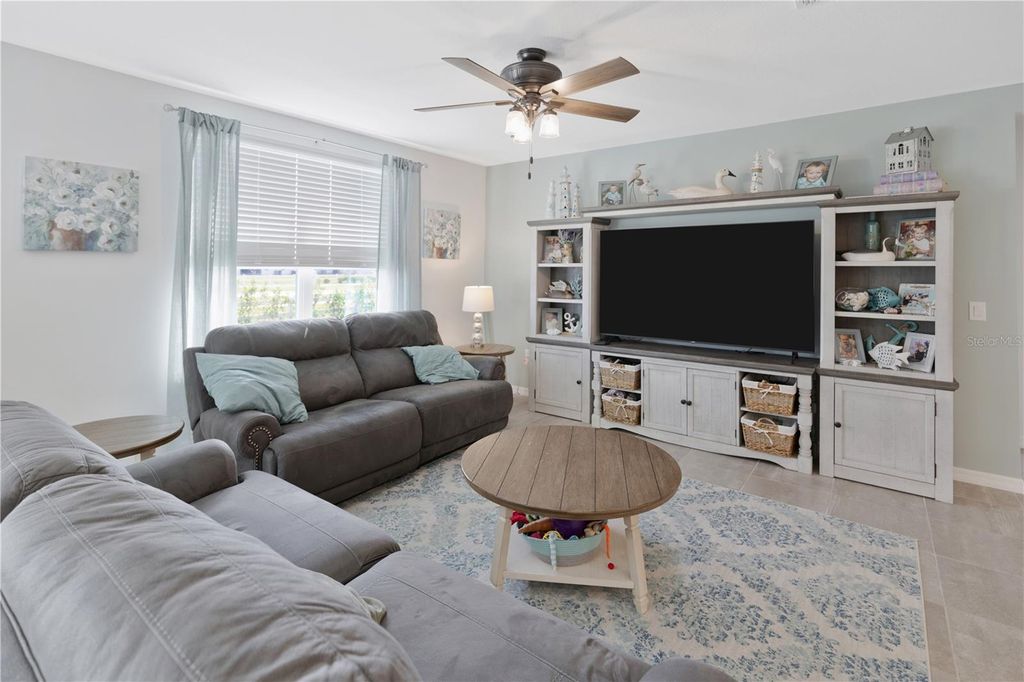 Image 18 of property listing at 3773 GIORGIO DRIVE, Winter Haven, FL 33884