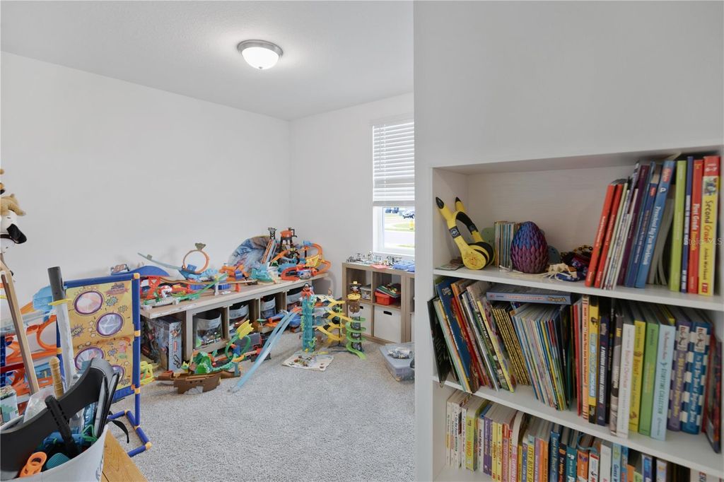 Image 21 of property listing at 3773 GIORGIO DRIVE, Winter Haven, FL 33884