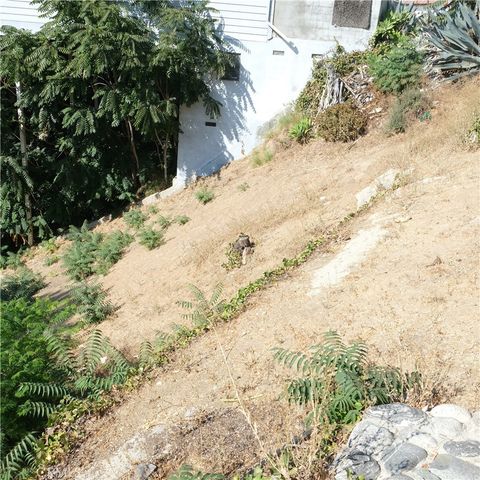 6682 Whitley Terrace, Los Angeles, CA 90068