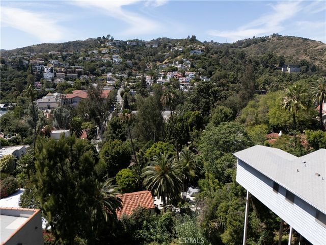 6682 Whitley Terrace, Los Angeles, CA 90068