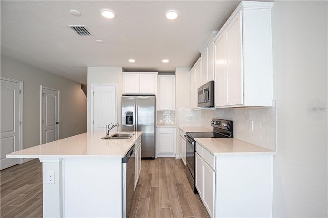 4987 PRAIRIE PRESERVE RUN, St Cloud, FL 34772