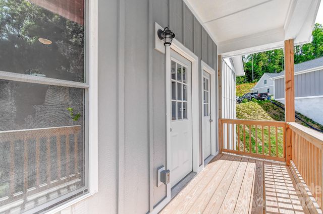 127 Northbend Drive, Asheville, NC 28804