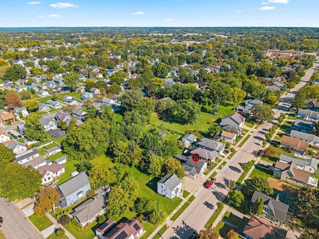 1123 CROOKS STREET, Green Bay, WI 54301