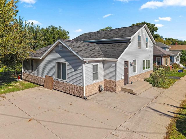 1123 CROOKS STREET, Green Bay, WI 54301