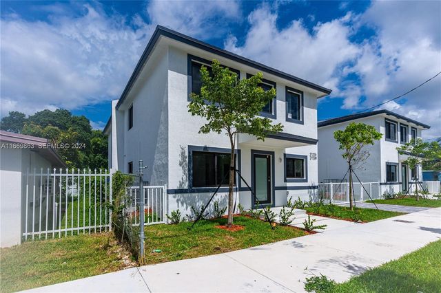 8016 NW 14th Place, Miami, FL 33147