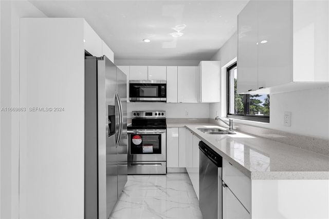 8016 NW 14th Place, Miami, FL 33147
