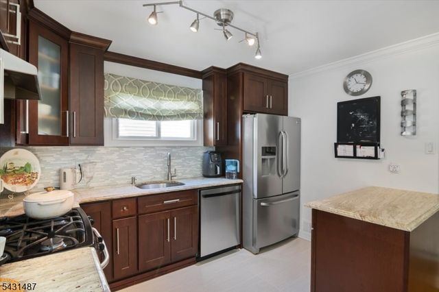 158 Rockaway Ave, Rockaway Boro, NJ 07866