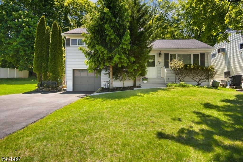 158 Rockaway Ave, Rockaway Boro, NJ 07866