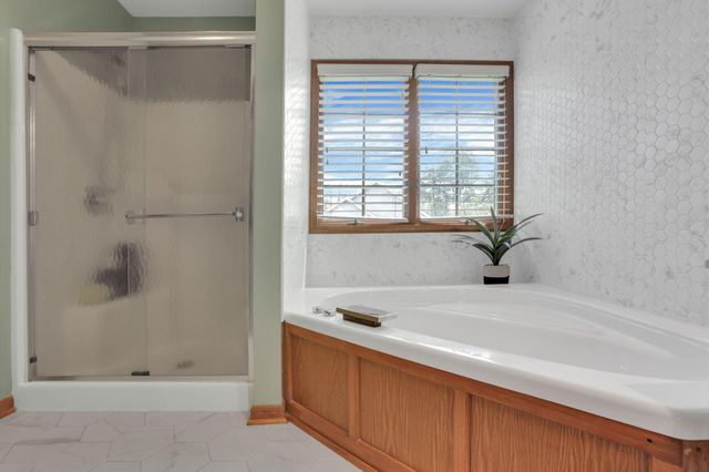 1365 Normandy Drive, Newark, OH 43055