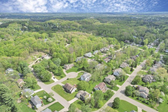 1365 Normandy Drive, Newark, OH 43055