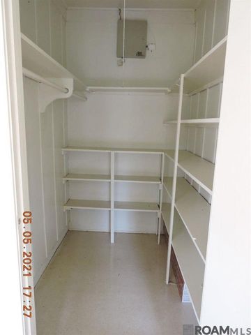 1287 Rodney Dr, Baton Rouge, LA 70808