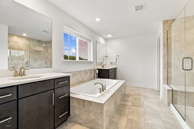 1165 Overhill Court, Crystal Lake, IL 60012