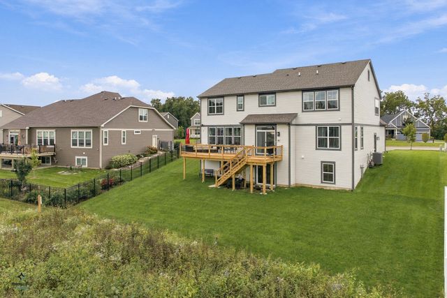 1165 Overhill Court, Crystal Lake, IL 60012