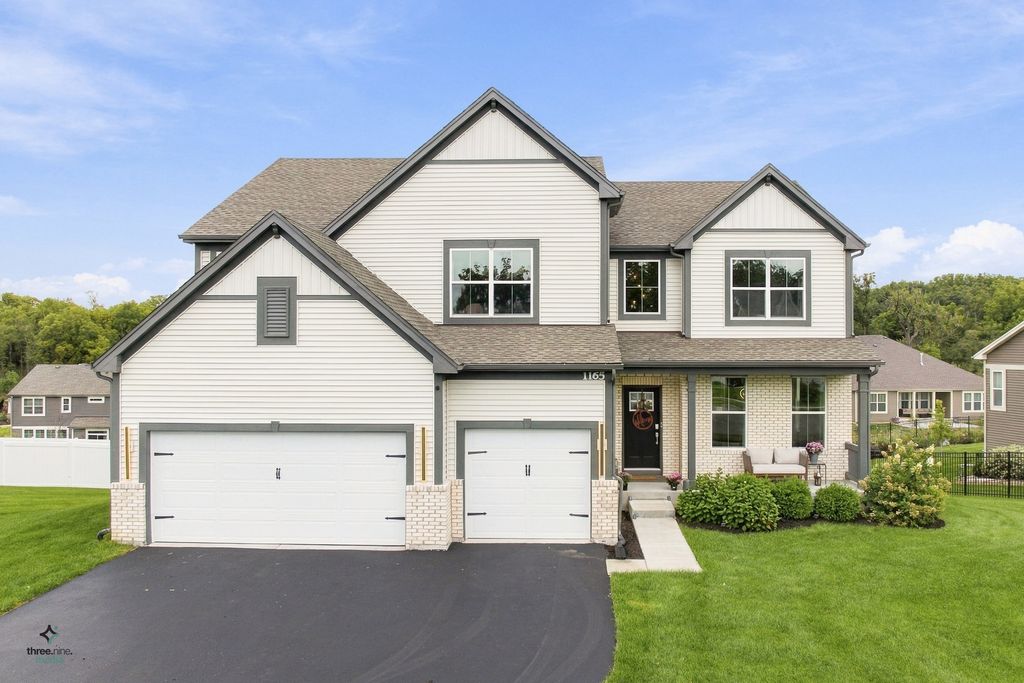 1165 Overhill Court, Crystal Lake, IL 60012