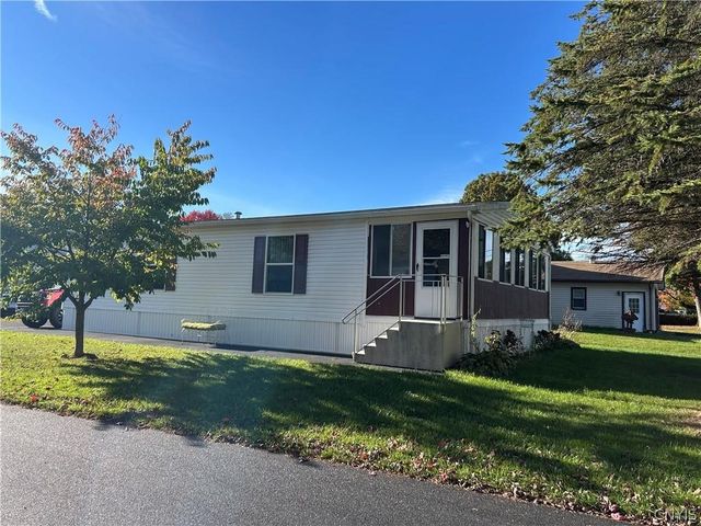 202 Comstock Avenue, Frankfort, NY 13340