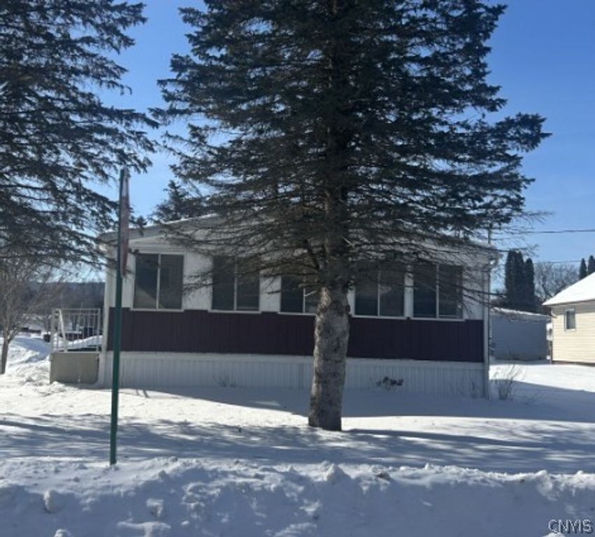 202 Comstock Avenue, Frankfort, NY 13340