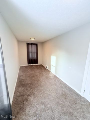 3623 Siam Avenue, Cleveland, OH 44113