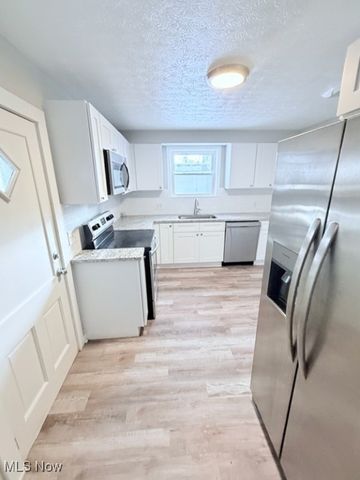 3623 Siam Avenue, Cleveland, OH 44113