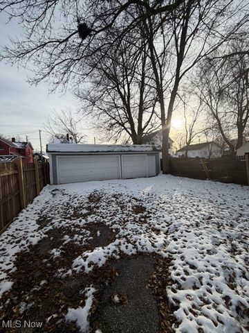 3623 Siam Avenue, Cleveland, OH 44113