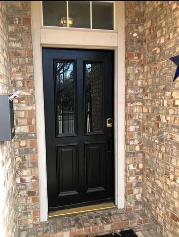 420 N Hill Avenue, Dallas, TX 75246