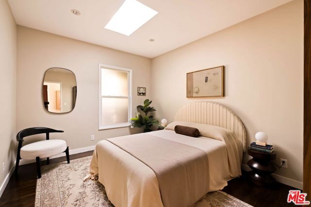 10371 Mississippi Avenue, Los Angeles, CA 90025