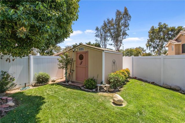 29201 Palm View, Highland, CA 92346