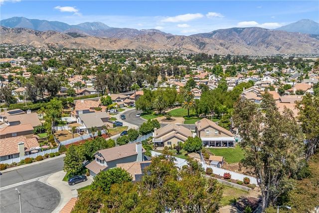 29201 Palm View, Highland, CA 92346