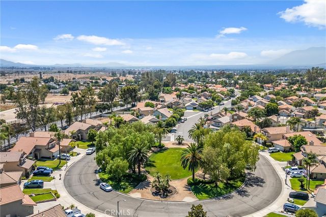 29201 Palm View, Highland, CA 92346